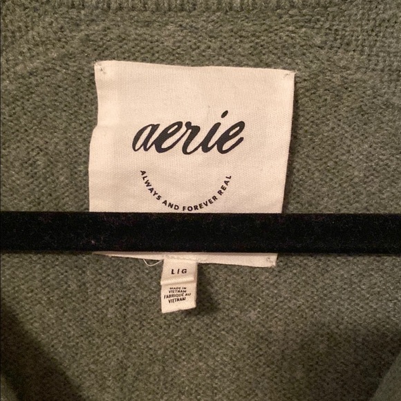 Aerie Green & White Striped V-Neck Oversized Sweater Soft Cozy Size Large - Picture 4 of 6